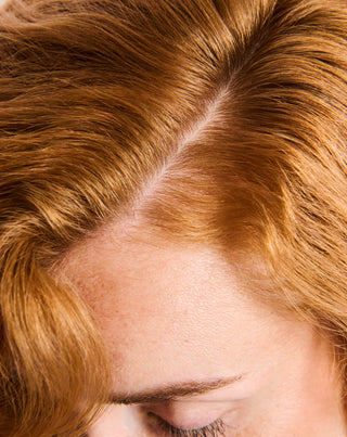 Ензимен скраб за скалпа с AHA киселини за почистване и стимулиране на микроциркулацията Twisty_3 - 6